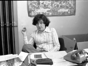 Programme_controller_Gillian Reynolds at desk
