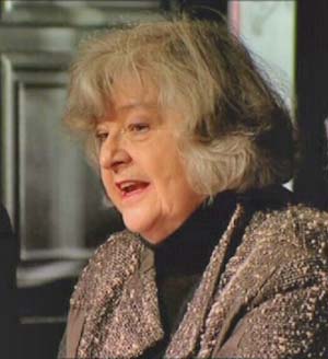 Gillian-Reynolds-MBE